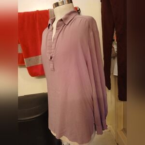 Lavender Long Sleeve Blouse.VELVET by GRAHAM and SPENCER. WOMEN'S SZ.XS‎